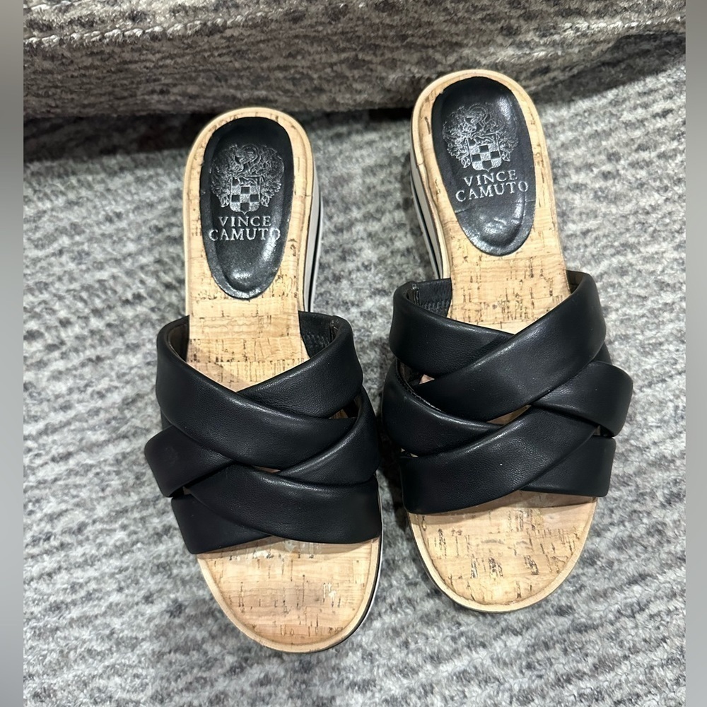 Vince Camuto black leather braided slides/sandals with cork soles and soft soles - Picture 2 of 8